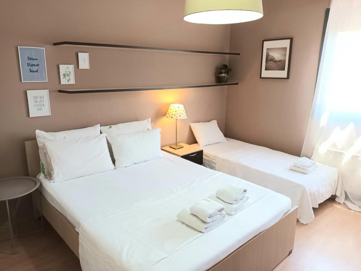 Crystal - Apartment With Garden & Parking โคโมทินี ภายนอก รูปภาพ